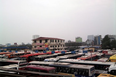 Hà Nội tăng cường gần 600 xe khách dịp thi Đại học, Cao đẳng