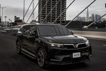 Ông Phạm Nhật Vượng lập công ty đào tạo và sát hạch lái xe thuần điện VinDT