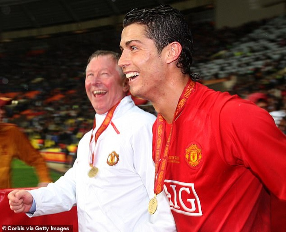 Tình cha con của C.Ronaldo và Sir Alex Ferguson sâu đậm thế nào? - 4 Tình cha con của C.Ronaldo và Sir Alex Ferguson sâu đậm thế nào? - 4