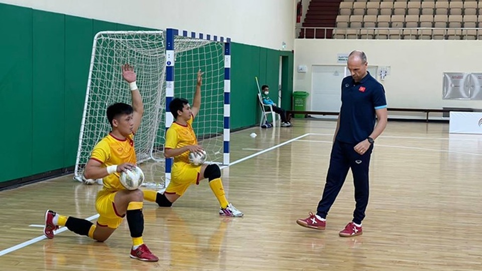 Đội tuyển futsal Việt Nam hòa Lebanon ở trận lượt đi tranh vé dự World Cup - 10 Đội tuyển futsal Việt Nam hòa Lebanon ở trận lượt đi tranh vé dự World Cup - 10