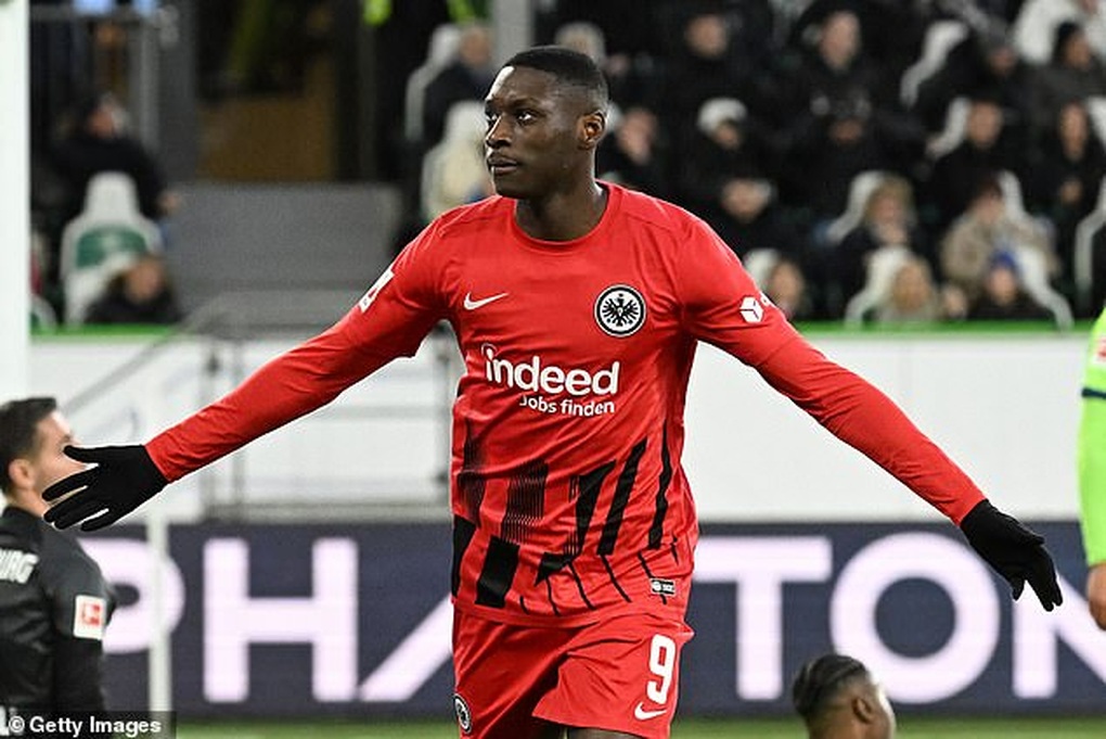 Man Utd gây sốc khi vung ra số tiền siêu khủng mua tuyển thủ Pháp - 1 Man Utd gây sốc khi vung ra số tiền siêu khủng mua tuyển thủ Pháp - 1