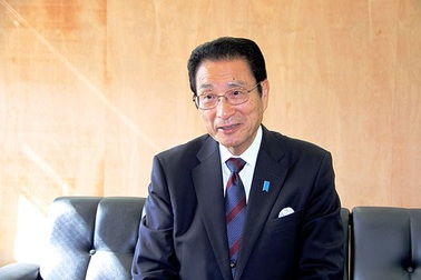 Quan chức Nhật Bản hứng chỉ trích vì coi phụ nữ độc thân là gánh nặng quốc gia