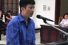 Xét xử vụ Dũng “mặt sắt”: Lắp biển số xe máy vào ô tô để chuyển lậu sang Trung Quốc