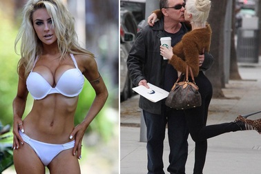 "Cô dâu tuổi teen" hôn chồng già trên phố say đắm