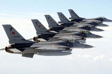 Thổ Nhĩ Kỳ phái 6 chiến đấu cơ tới sát biên giới Syria