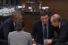 Tổng thống Mỹ-Nga gặp chớp nhoáng bàn cách chống IS