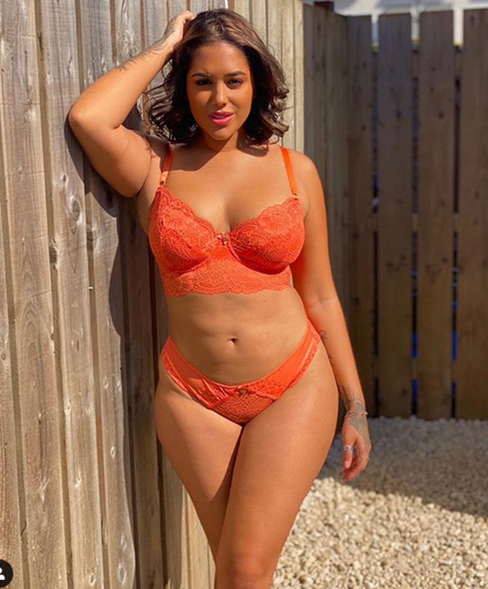 Malin Andersson tự tin với dáng vóc không thon thả - 6 Malin Andersson tự tin với dáng vóc không thon thả - 6