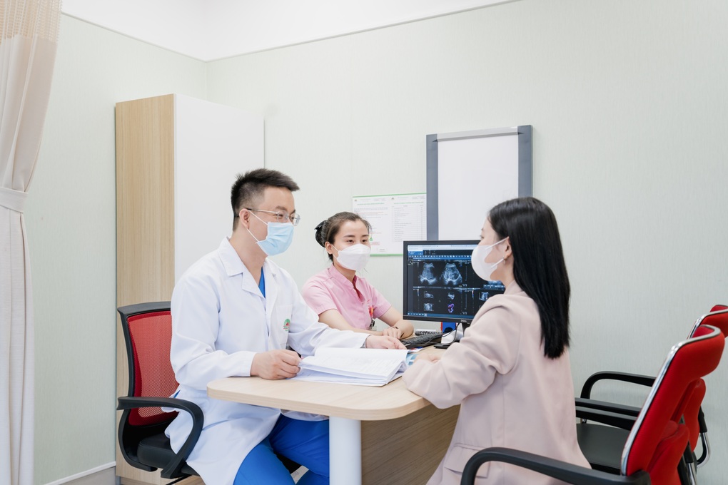 19 tuổi đối mặt nguy cơ ung thư vì niêm mạc tử cung dày gấp 7 lần bình thường - 3 19 tuổi đối mặt nguy cơ ung thư vì niêm mạc tử cung dày gấp 7 lần bình thường - 3