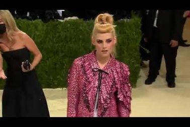 Kristen Stewart khác lạ với hình ảnh mới