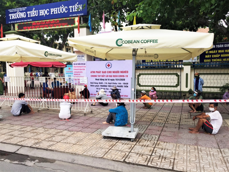 Phố biển Nha Trang tĩnh lặng trong những ngày giãn cách xã hội - 6 Phố biển Nha Trang tĩnh lặng trong những ngày giãn cách xã hội - 6