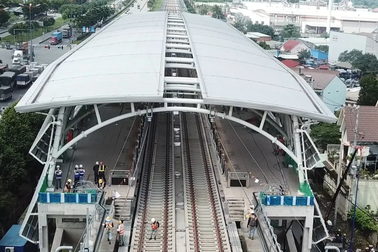 Nhà ga trên cao tuyến metro số 1 Bến Thành - Suối Tiên sắp hoàn thành