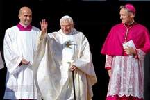 Cựu Giáo hoàng Benedict XVI qua đời