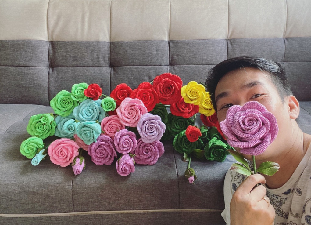 Anh chàng móc len thành đủ loại hoa, bán vài triệu đồng một chậu ngày Tết - 11 Anh chàng móc len thành đủ loại hoa, bán vài triệu đồng một chậu ngày Tết - 11