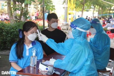 Sáng 22/12, Hà Nội 2 ngày liên tiếp dẫn đầu số ca mắc, miền Tây F0 tăng cao