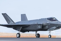 Tin tặc đánh cắp dữ liệu máy bay chiến đấu, tàu hải quân của Australia