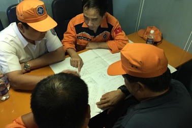 Vụ 9 người mất tích: Tăng cường thợ lặn tìm kiếm trong tàu