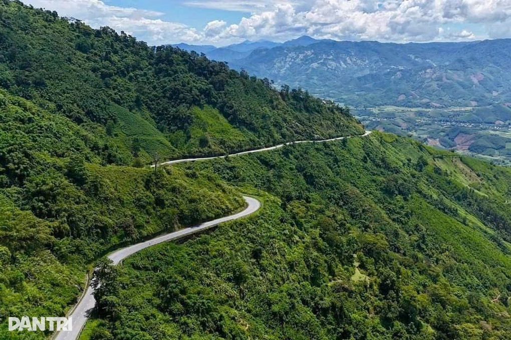 Quảng Ngãi trình Thủ tướng việc doanh nghiệp muốn đầu tư làm đường cao tốc - 1 Quảng Ngãi trình Thủ tướng việc doanh nghiệp muốn đầu tư làm đường cao tốc - 1