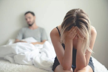 Đã sốc vì chồng ngoại tình, 5 năm sau còn phát hiện anh ta có con riêng