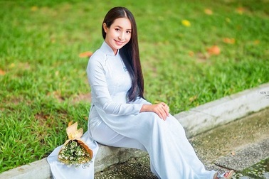 "Gương mặt trang bìa" báo teen Sơn Hồ Bảo Trâm