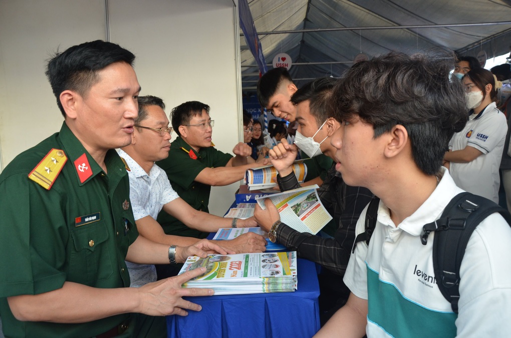 Công bố điểm sàn vào các trường quân đội, cao nhất 24 điểm - 1