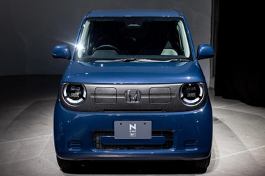 Xe “hộp diêm” Honda chạy 295km/lần sạc: Hẹp hơn VF 3, rộng rãi cho 4 người