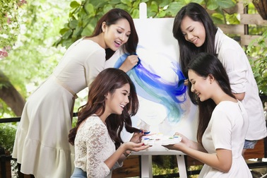 Tham gia lập kỉ lục bức tranh vẽ bằng tóc lớn nhất Việt Nam