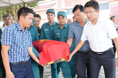 Quy tập hài cốt 3 liệt sĩ hy sinh 59 năm trước về nghĩa trang