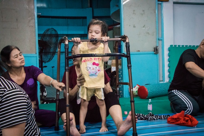 Lớp võ “đặc biệt” dành cho trẻ em chậm phát triển tại Sài Gòn - 12 Lớp võ “đặc biệt” dành cho trẻ em chậm phát triển tại Sài Gòn - 12