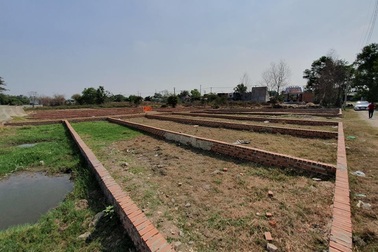 Hàng trăm hecta đất cấm bị "xẻ thịt", nhà trái phép mọc... như nấm tại TP.HCM!