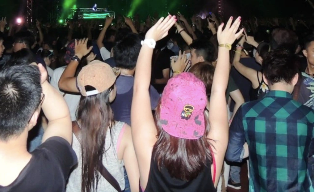 Bí mật sau chuyện nữ sinh 13 tuổi đòi... nâng ngực - 2