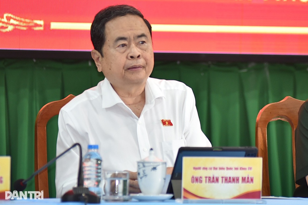 Chủ tịch Quốc hội Trần Thanh Mẫn và các ứng viên tiếp xúc cử tri tại TPHCM - 1
