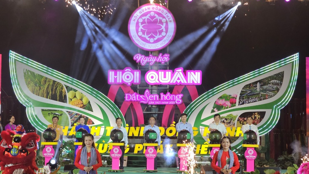 Nông dân tăng thu nhập 10 lần, thành tỷ phú khi tham gia hội quán - 1 Nông dân tăng thu nhập 10 lần, thành tỷ phú khi tham gia hội quán - 1