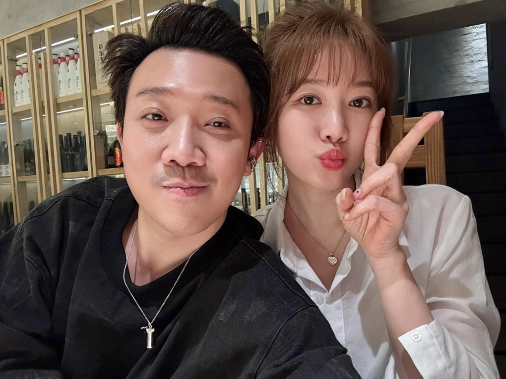 Trấn Thành - Hari Won: 8 năm vượt thị phi, tin nhắn ngọt ngào gây sốt - 1 Trấn Thành - Hari Won: 8 năm vượt thị phi, tin nhắn ngọt ngào gây sốt - 1