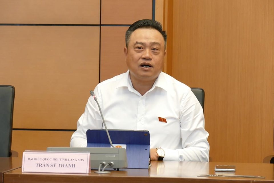 Thủ tướng: Không để một Bộ “vừa đá bóng, vừa thổi còi”! - 2 Thủ tướng: Không để một Bộ “vừa đá bóng, vừa thổi còi”! - 2