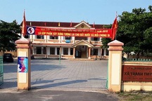 Để con lấn chiếm gần 5.000 m2 đất công, Bí thư Đảng ủy xã bị cảnh cáo