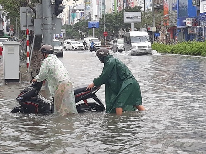 Thành phố yêu cầu sửa chữa, khắc phục ngay những hư hỏng của các đập, hồ chứa nước trước mùa mưa lũ.