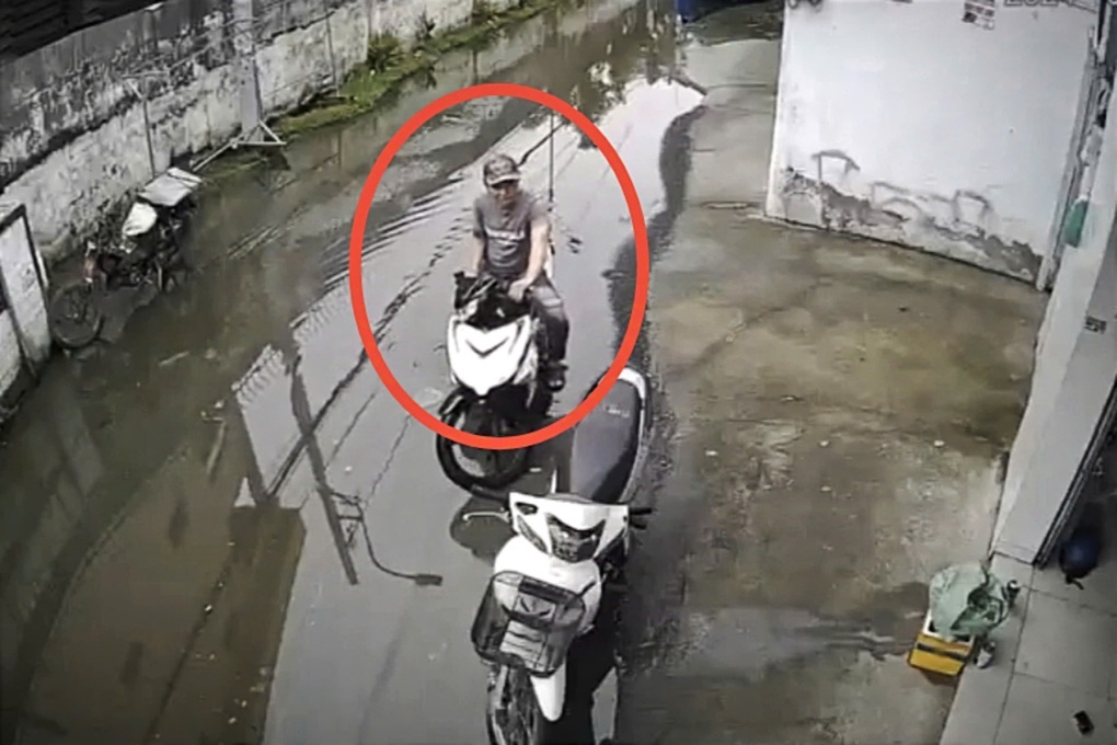 Thanh niên lừa lấy xe máy ở TPHCM rồi nhắn tin khổ chủ xin tiền đổ xăng - 1 Thanh niên lừa lấy xe máy ở TPHCM rồi nhắn tin khổ chủ xin tiền đổ xăng - 1