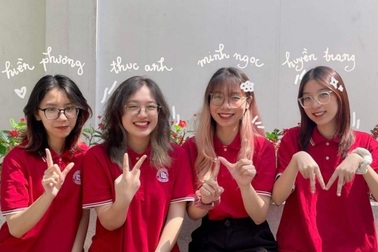 Nhóm nữ sinh Ngoại thương quảng bá du lịch Việt Nam qua trò chơi thực tế ảo