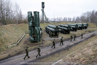 Hệ thống phòng không S-400 Nga có phải là 'hổ giấy'?