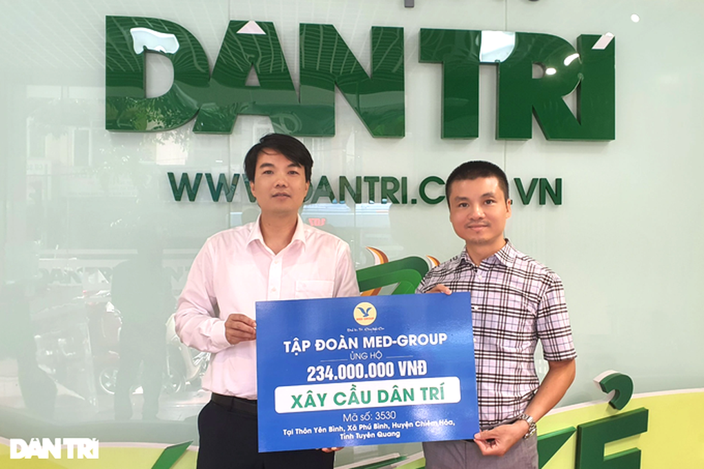 Tập đoàn MED-GROUP trao ủng hộ 234 triệu đồng xây cầu Dân trí - 1 Tập đoàn MED-GROUP trao ủng hộ 234 triệu đồng xây cầu Dân trí - 1