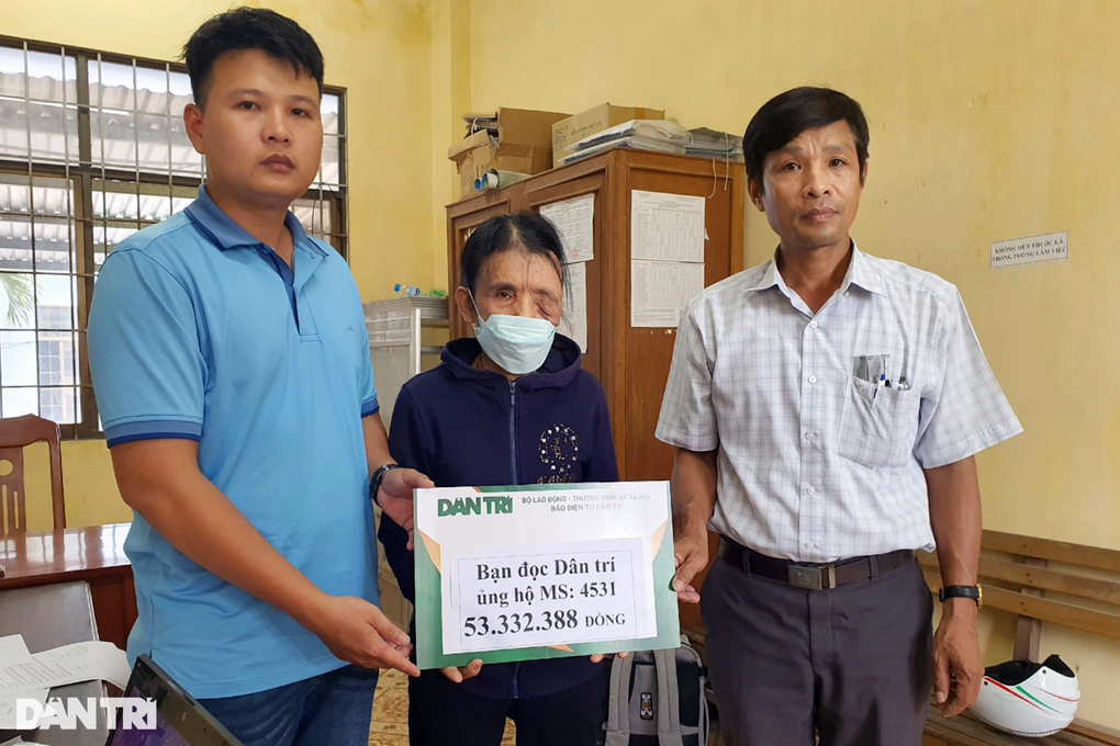 Bạn đọc giúp người phụ nữ mắc bệnh lạ ở Phú Yên hơn 53 triệu đồng - 1 Bạn đọc giúp người phụ nữ mắc bệnh lạ ở Phú Yên hơn 53 triệu đồng - 1