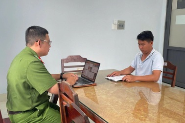 Giám đốc thuê 5 ô tô rồi mang đi cầm cố