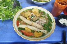 Nói đùa 3 bát bún riêu giá 1,2 triệu đồng, quán ăn ở Hà Nội bị đình chỉ