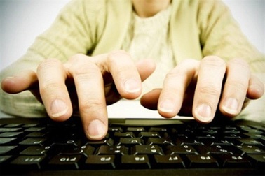 Sếp cũ thao túng giá cổ phiếu, SPI ra thông cáo “khẩn”