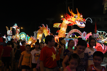 Rực rỡ đêm hội Trung thu lớn nhất Việt Nam