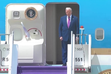 Ông Trump tới Ả rập Xê út trong chuyến công du Trung Đông