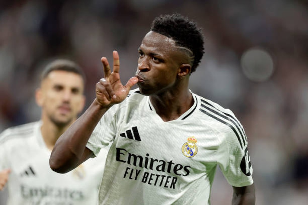 Vinicius tuyên bố bất ngờ về cơ hội giành Quả bóng vàng 2024 - 1 Vinicius tuyên bố bất ngờ về cơ hội giành Quả bóng vàng 2024 - 1