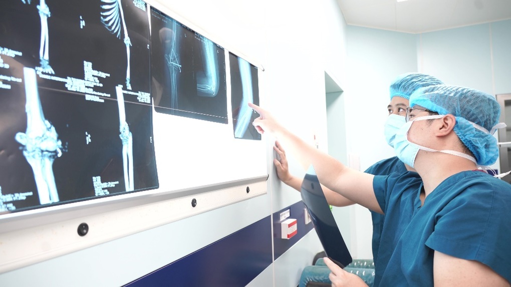 Cánh tay biến dạng được hồi phục nhờ công nghệ 3D - 1 Cánh tay biến dạng được hồi phục nhờ công nghệ 3D - 1