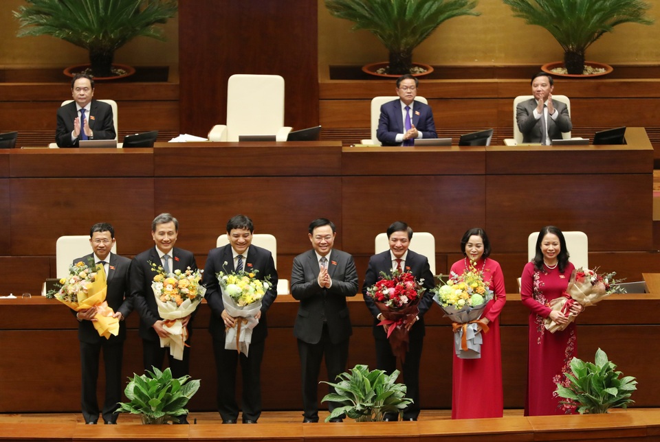 Ủy ban Thường vụ Quốc hội có 5 Ủy viên mới - 2 Ủy ban Thường vụ Quốc hội có 5 Ủy viên mới - 2