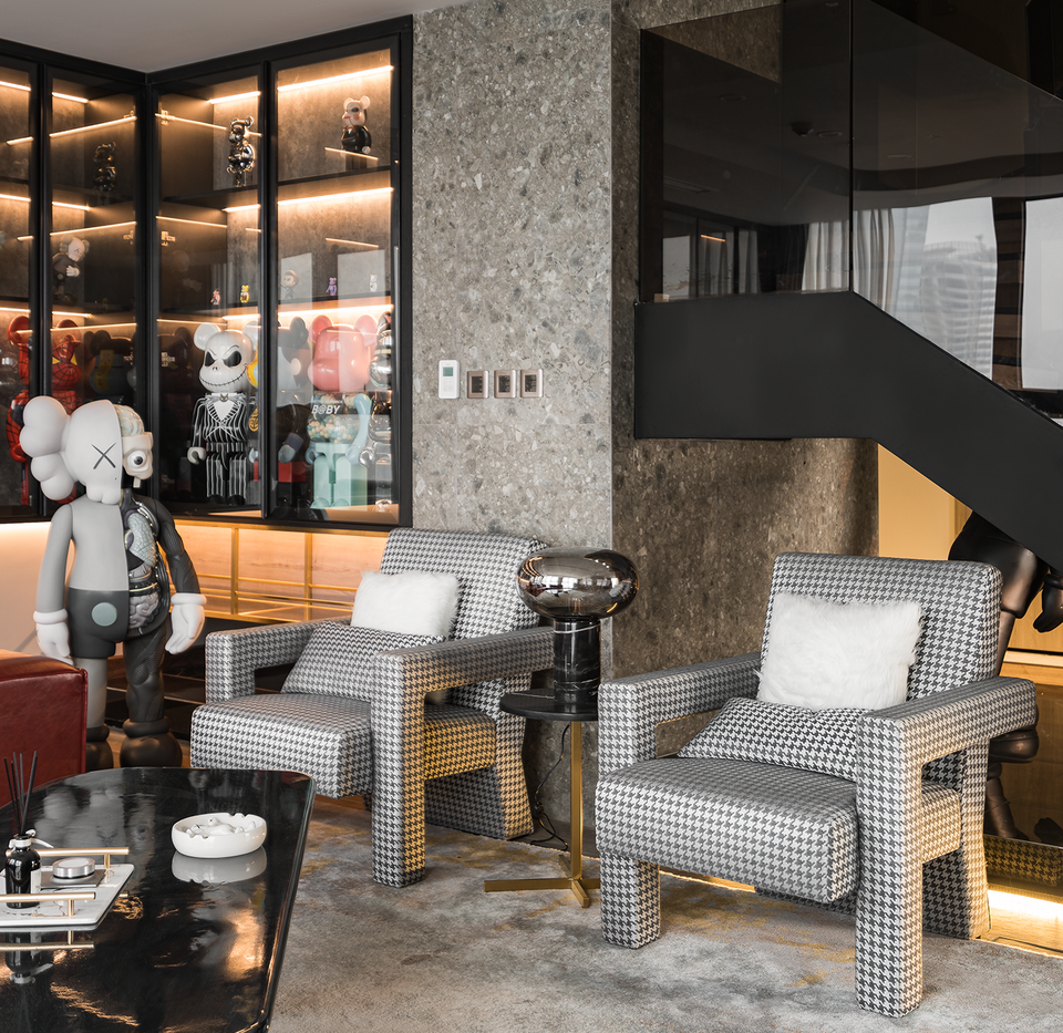 Căn hộ Hà Nội đẹp lạ trưng bày cả bộ sưu tập đồ chơi khủng của gia chủ 9X - 7